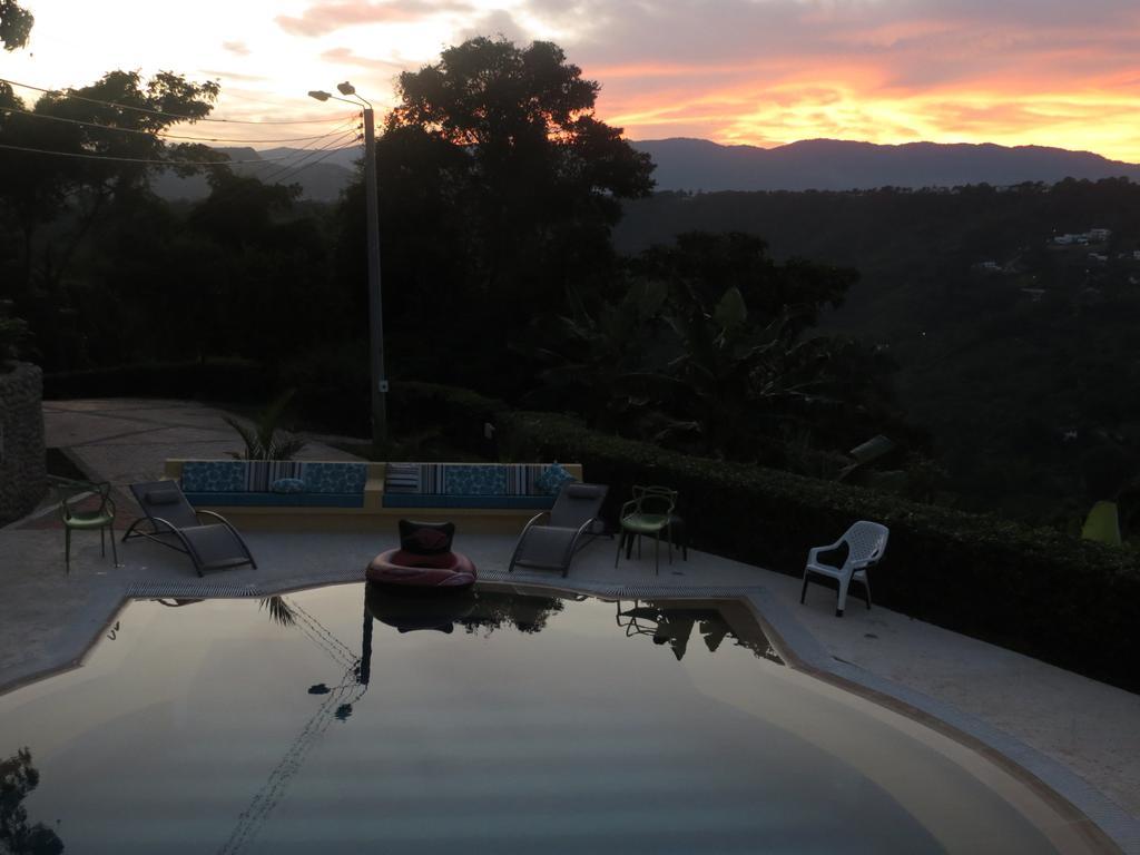 Chalet Areca Leisure Centre Anapoima